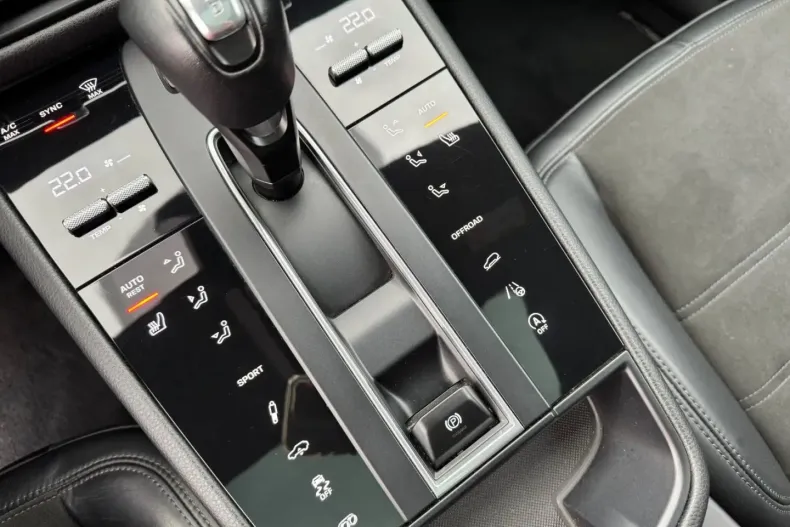 Porsche Macan din 2021 cu 80.763 km - oferta POR170279 - foto 12