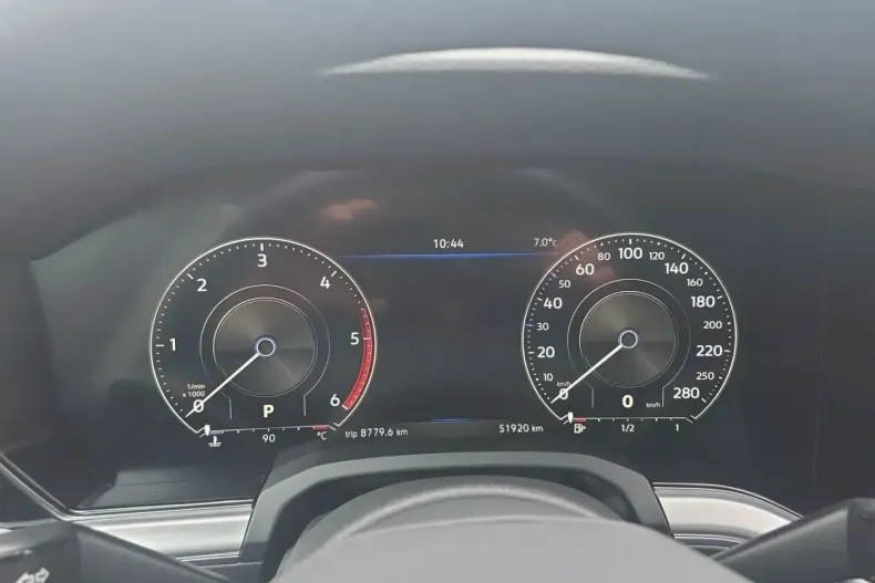 Volkswagen Touareg din 2022 cu 51.918 km - oferta VOL170280 - foto 9