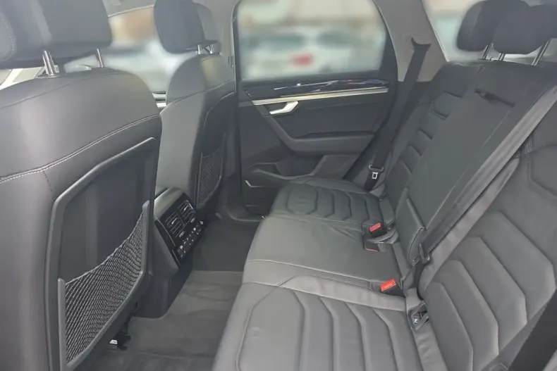 Volkswagen Touareg din 2022 cu 51.918 km - oferta VOL170280 - foto 11