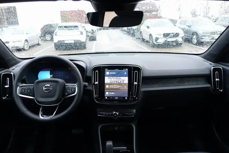 Volvo C40 din 2024 cu 8.005 km - oferta VOL170283 - foto 15