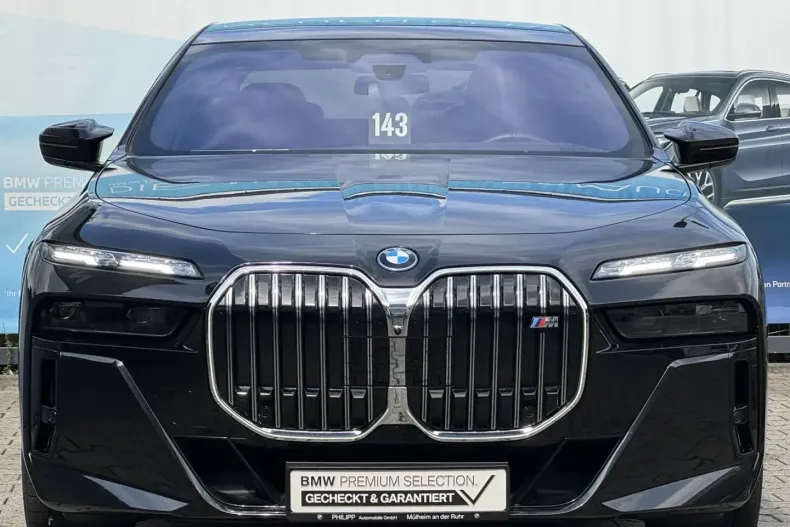 BMW M760 din 2024 cu 20.443 km - oferta BMW170286 - foto 4