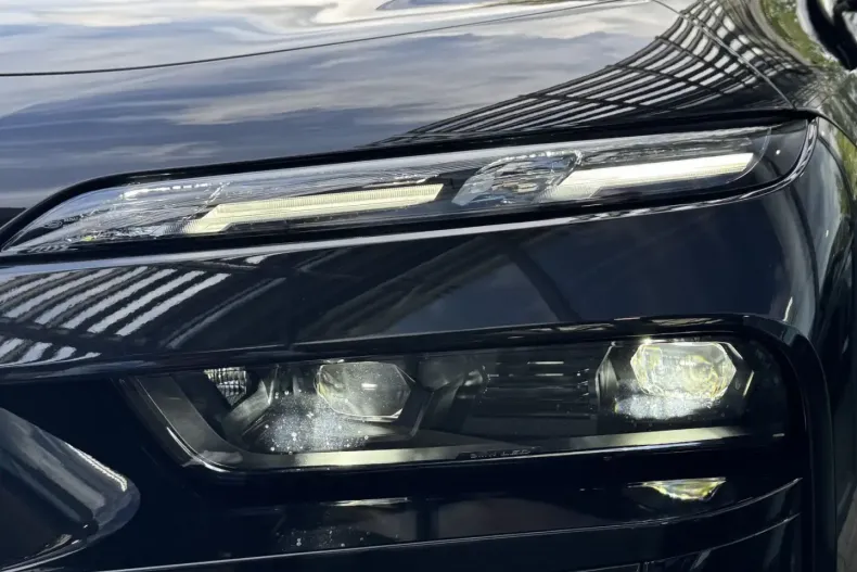 BMW M760 din 2024 cu 20.443 km - oferta BMW170286 - foto 9