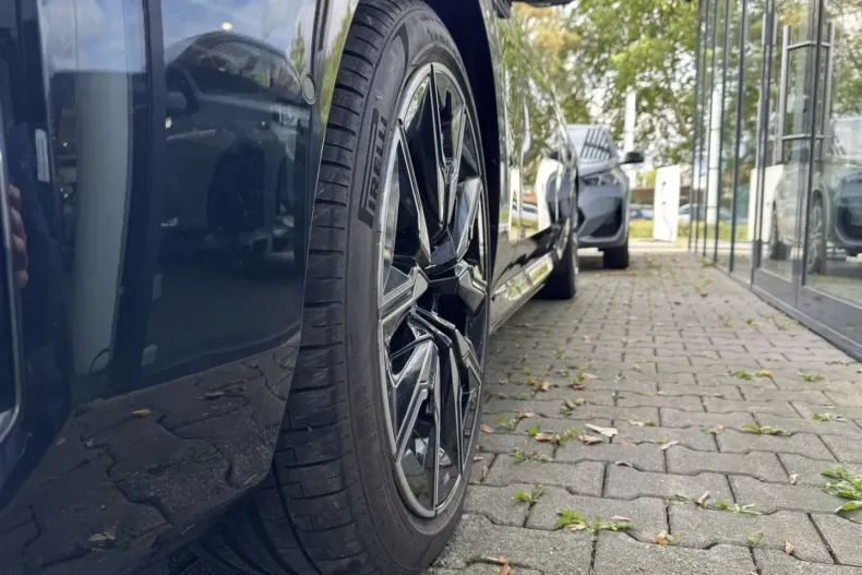 BMW M760 din 2024 cu 20.443 km - oferta BMW170286 - foto 11