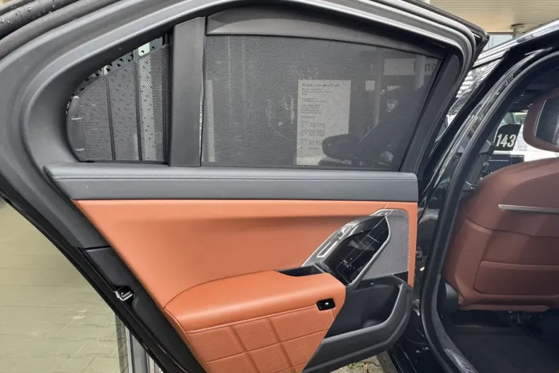 BMW M760 din 2024 cu 20.443 km - oferta BMW170286 - foto 28