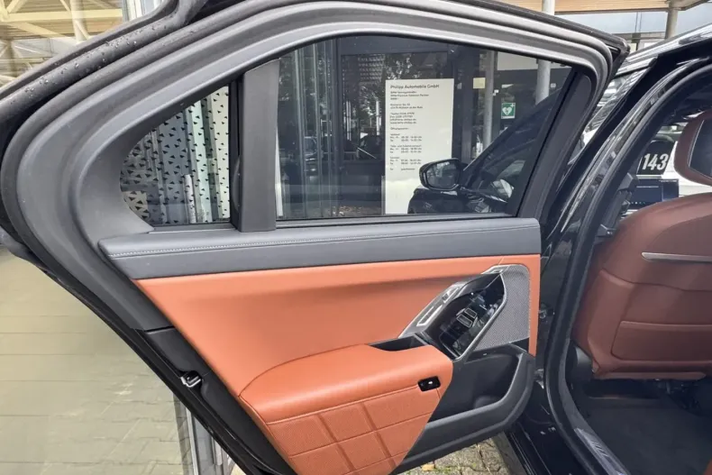 BMW M760 din 2024 cu 20.443 km - oferta BMW170286 - foto 29