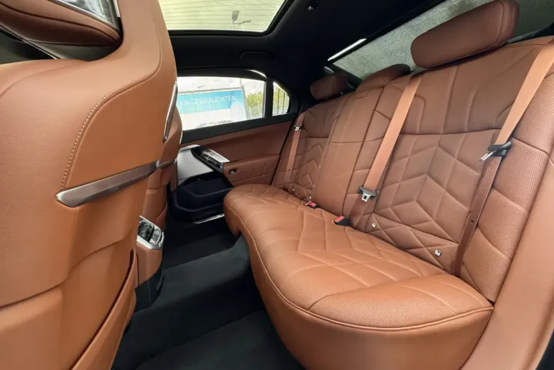 BMW M760 din 2024 cu 20.443 km - oferta BMW170286 - foto 32