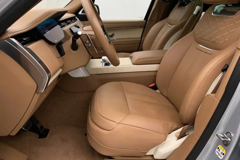 Land Rover Range Rover din 2024 cu 53.800 km - oferta LAN170289 - foto 8