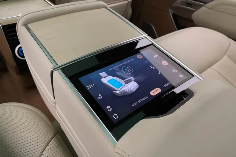 Land Rover Range Rover din 2024 cu 53.800 km - oferta LAN170289 - foto 14