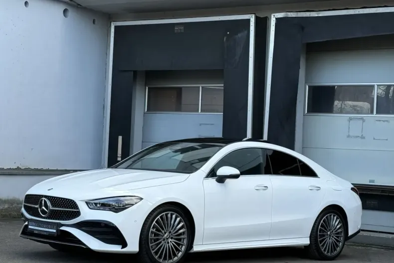Mercedes-Benz CLA 200 din 2025 cu 3.800 km - oferta MER170292 - foto 1