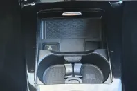 Mercedes-Benz CLA 200 din 2025 cu 3.800 km - oferta MER170292 - foto 41