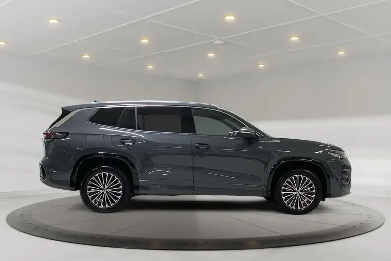 Volkswagen Tayron din 2025 cu 22.500 km - oferta VOL170297 - foto 3