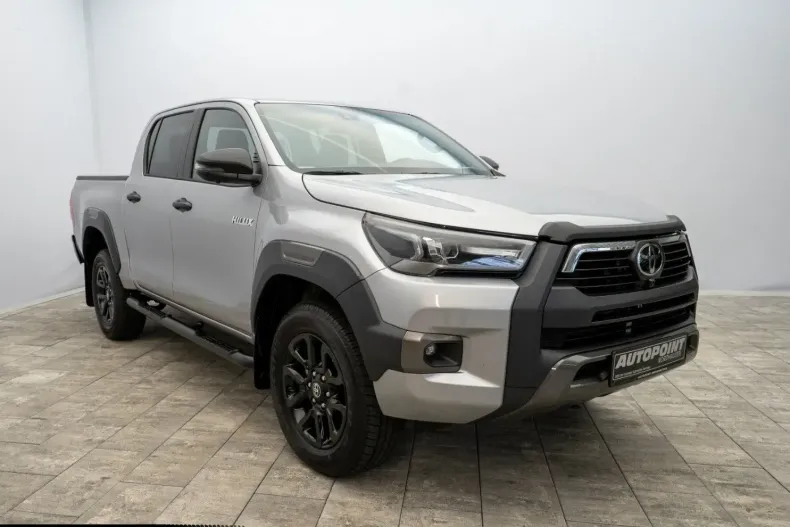 Toyota Hilux din 2025 cu 2.000 km - oferta TOY170298 - foto 1