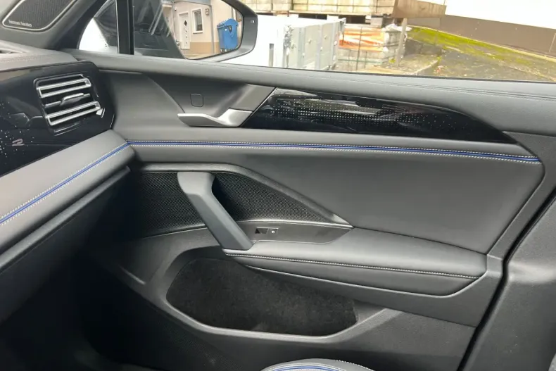 Volkswagen Tiguan din 2025 cu 9.407 km - oferta VOL170299 - foto 7