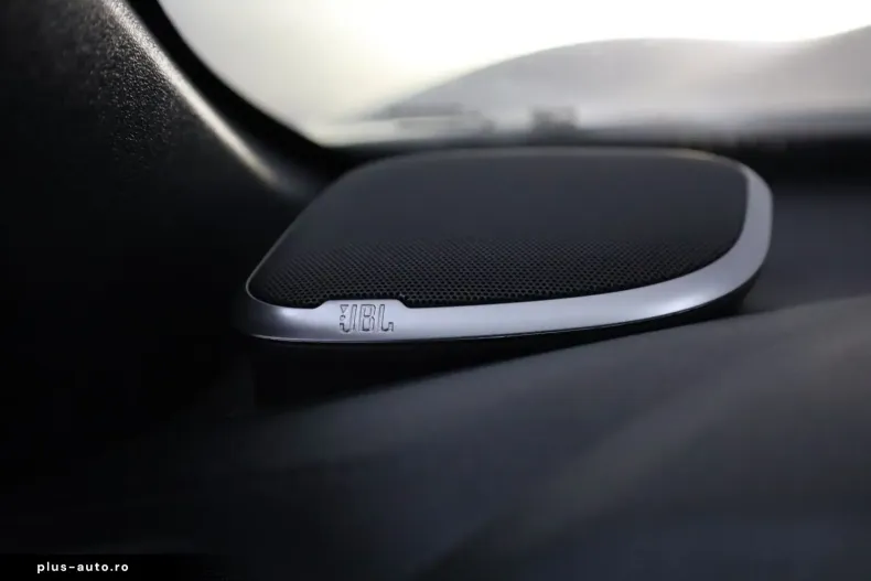 Toyota Hilux din 2024 cu 7.500 km - oferta TOY170300 - foto 22