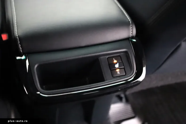 Toyota Hilux din 2024 cu 7.500 km - oferta TOY170300 - foto 23