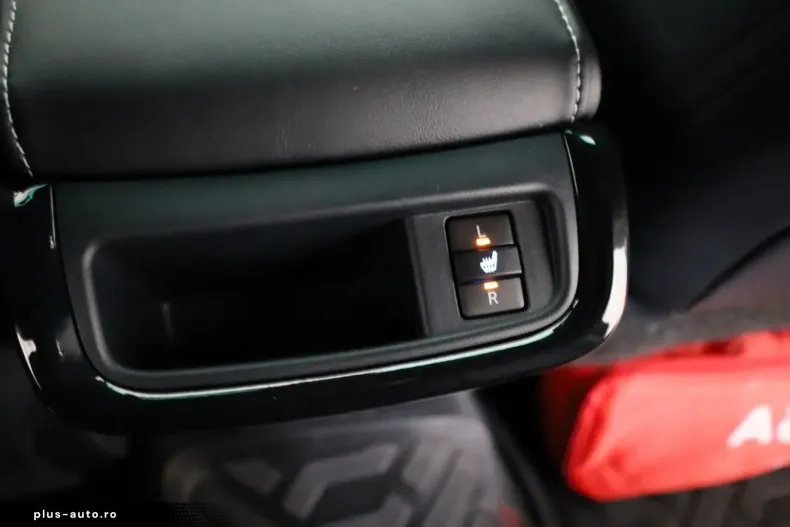 Toyota Hilux din 2023 cu 5.985 km - oferta TOY170301 - foto 21