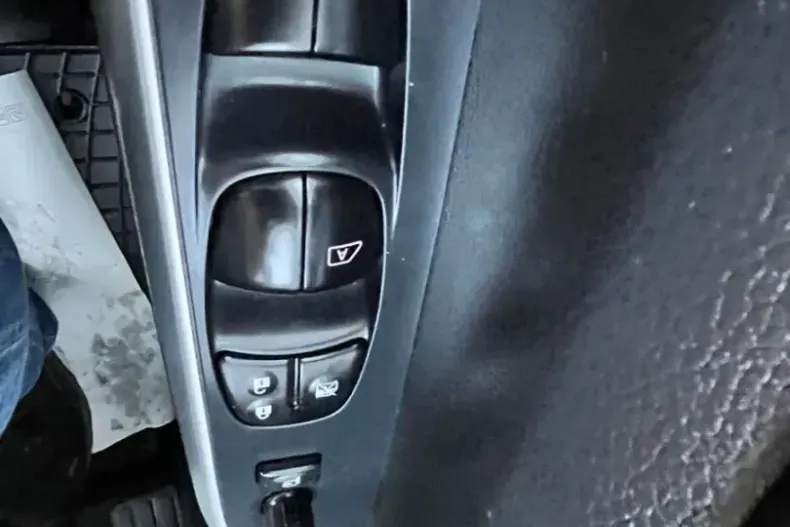 Nissan Navara din 2022 cu 48.000 km - oferta NIS170305 - foto 15