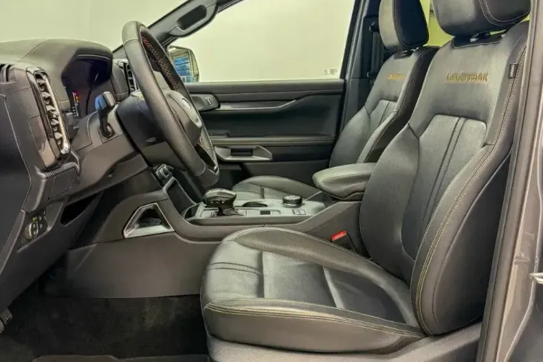 Ford Ranger din 2024 cu 8.400 km - oferta FOR170307 - foto 14