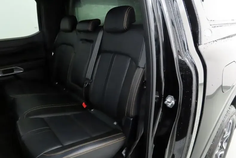 Ford Ranger din 2024 cu 12.284 km - oferta FOR170312 - foto 12