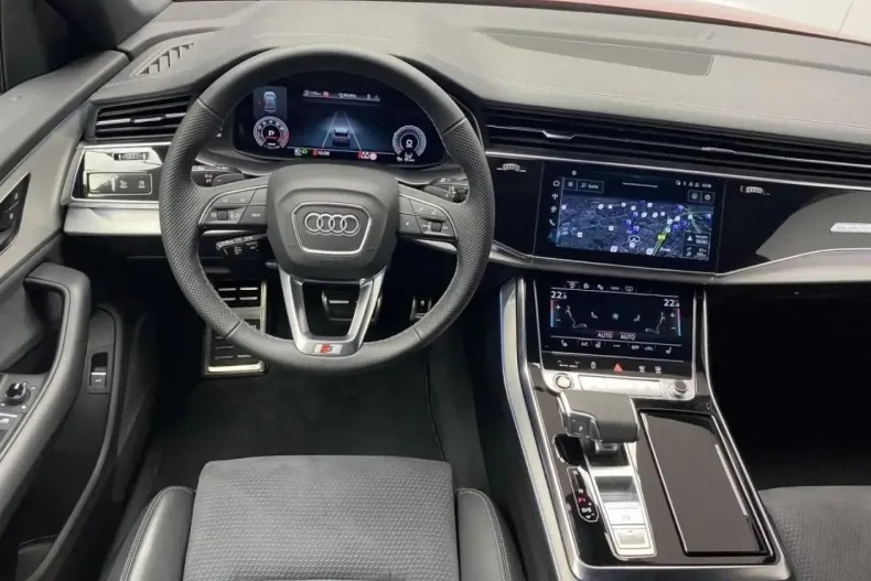 Audi Q8 din 2024 cu 5.800 km - oferta AUD170319 - foto 7