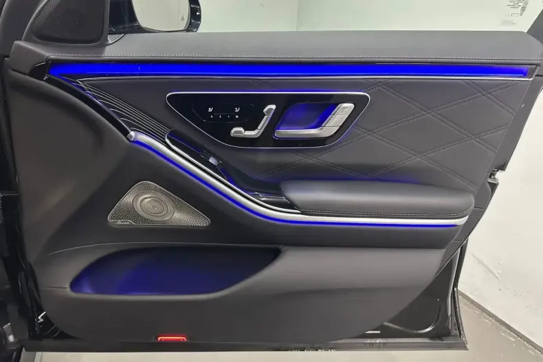 Mercedes-Benz S 63 AMG din 2024 cu 20.900 km - oferta MER170323 - foto 18