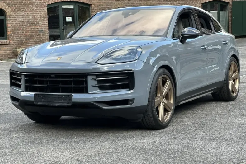 Porsche Cayenne din 2025 cu 7.900 km - oferta POR170326 - foto 11