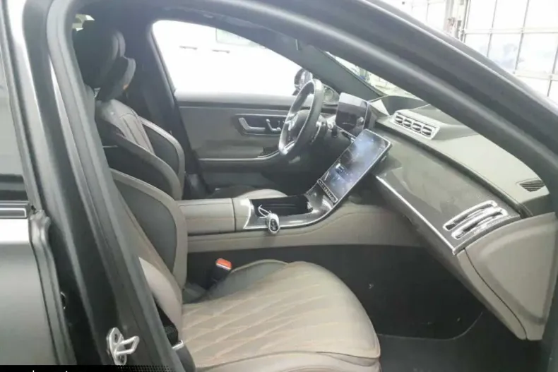 Mercedes-Benz S 63 AMG din 2024 cu 21.900 km - oferta MER170327 - foto 5