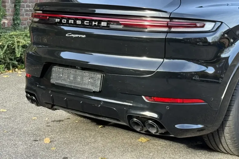 Porsche Cayenne din 2025 cu 9.800 km - oferta POR170330 - foto 6