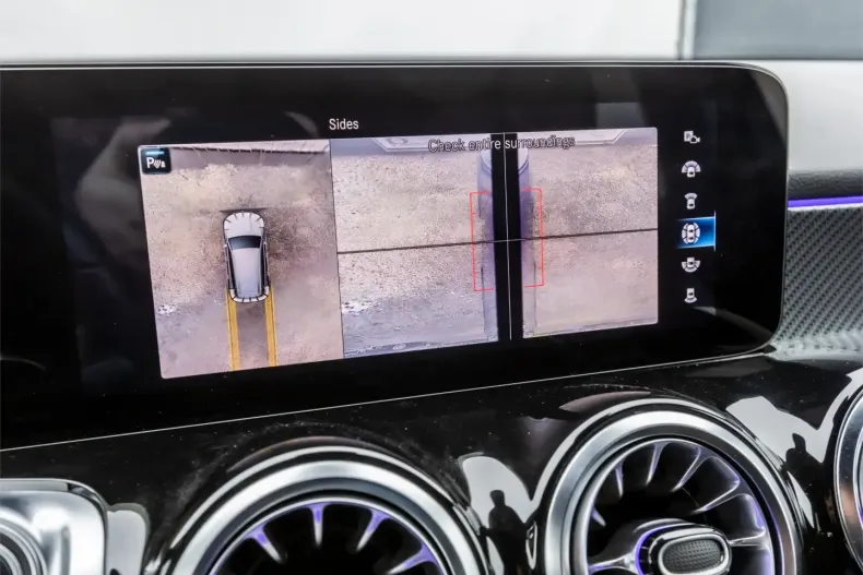 Mercedes-Benz GLB 200 din 2022 cu 49.000 km - oferta MER170331 - foto 32