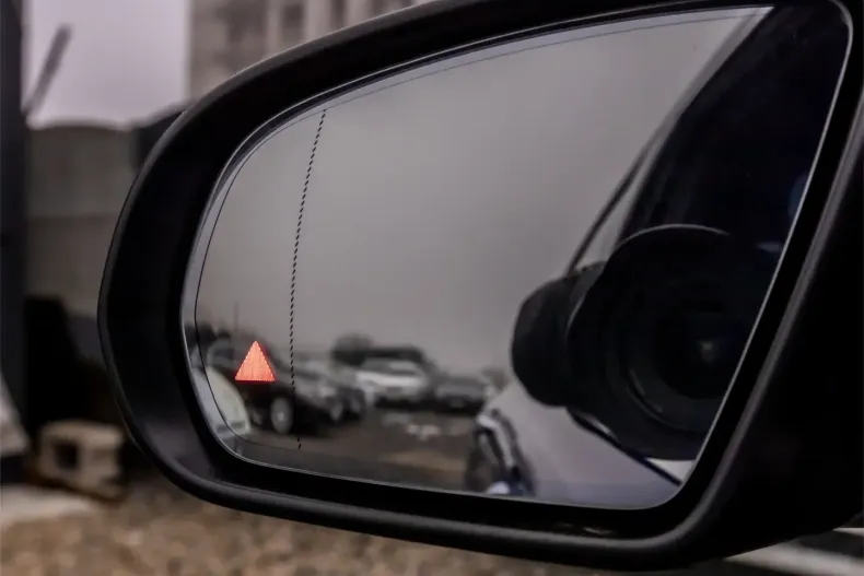 Mercedes-Benz GLB 200 din 2022 cu 49.000 km - oferta MER170331 - foto 33