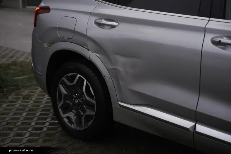 Hyundai SANTA FE din 2023 cu 43.200 km - oferta HYU170334 - foto 8