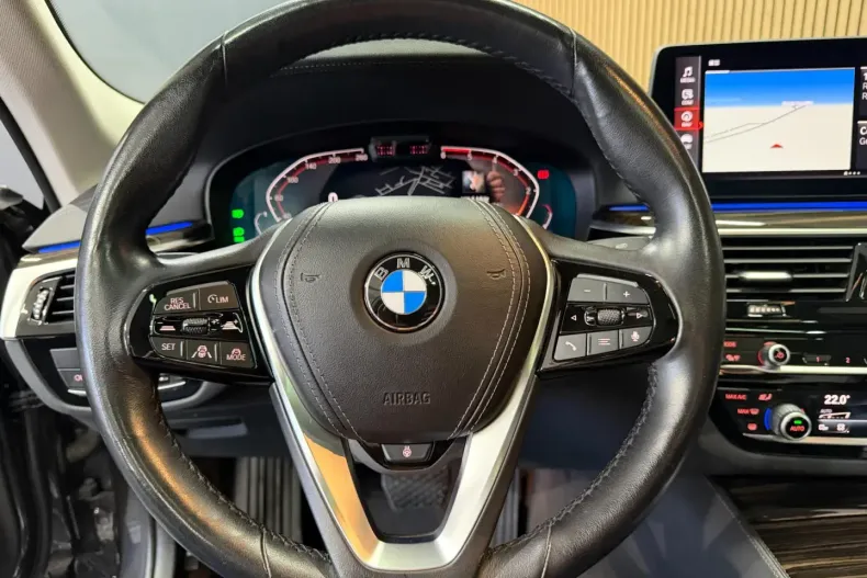 BMW 530 din 2021 cu 58.399 km - oferta BMW170339 - foto 14