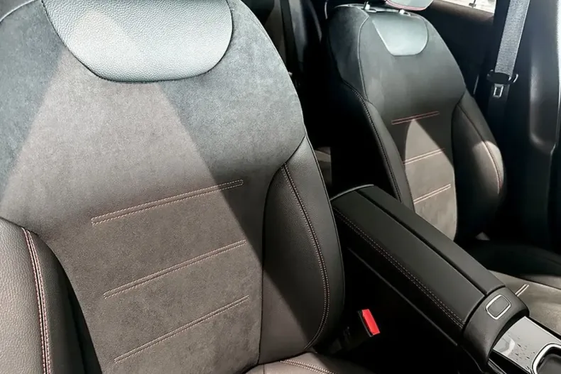 Mercedes-Benz A 250 din 2024 cu 11.000 km - oferta MER170341 - foto 16