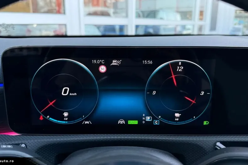 Mercedes-Benz CLA 250 din 2022 cu 26.360 km - oferta MER170342 - foto 15