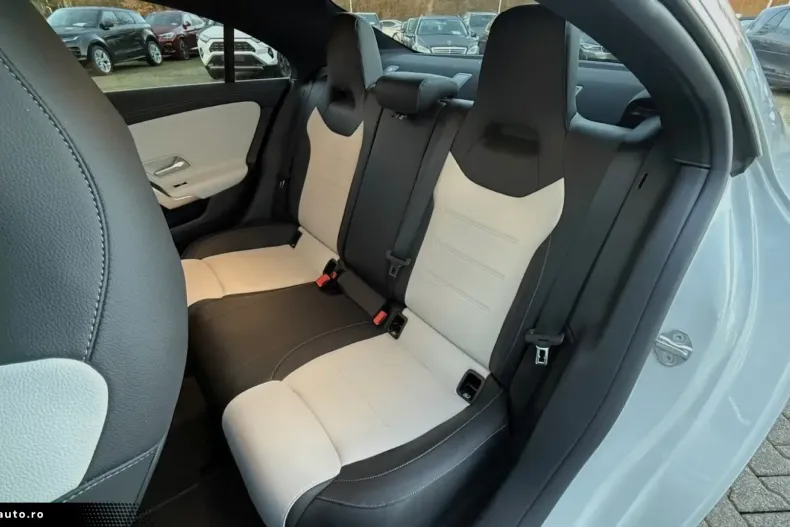 Mercedes-Benz CLA 250 din 2022 cu 26.360 km - oferta MER170342 - foto 18