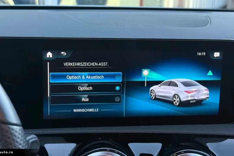 Mercedes-Benz CLA 250 din 2022 cu 26.360 km - oferta MER170342 - foto 25