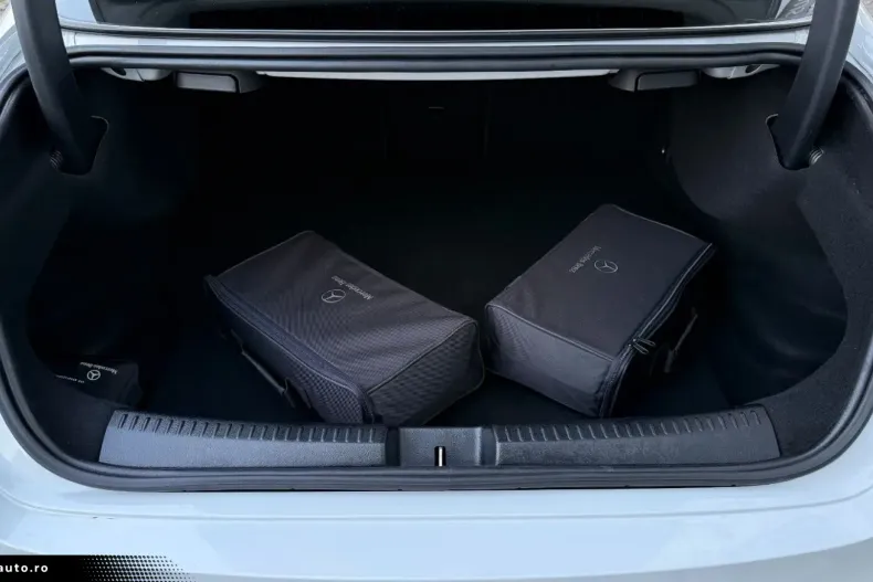 Mercedes-Benz CLA 250 din 2022 cu 26.360 km - oferta MER170342 - foto 38