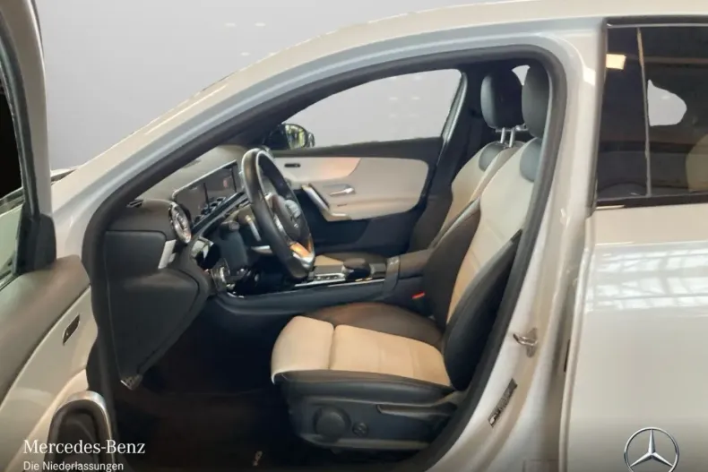 Mercedes-Benz A 250 din 2022 cu 37.098 km - oferta MER170343 - foto 8