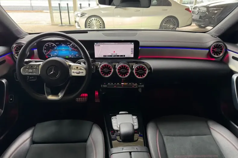 Mercedes-Benz CLA 250 din 2022 cu 23.000 km - oferta MER170344 - foto 12