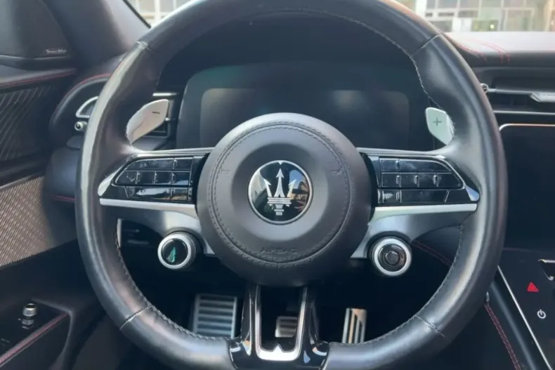 Maserati Grecale din 2022 cu 51.357 km - oferta MAS170345 - foto 9