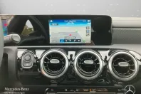 Mercedes-Benz CLA 200 din 2023 cu 57.761 km - oferta MER170347 - foto 12