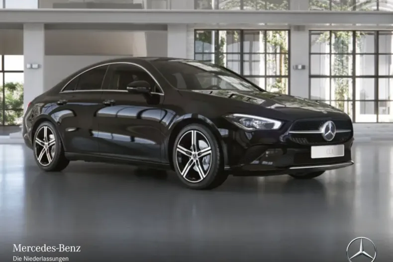 Mercedes-Benz CLA 200 din 2023 cu 57.761 km - oferta MER170349 - foto 21