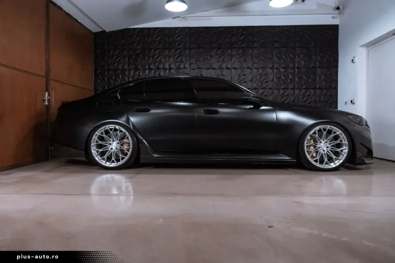 BMW M5 din 2025 cu 13.900 km - oferta BMW170353 - foto 1