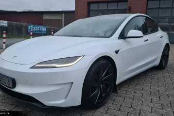 Tesla Model 3 din 2024 - oferta TES170356