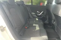 Mercedes-Benz CLA 180 din 2024 cu 19.300 km - oferta MER170357 - foto 14