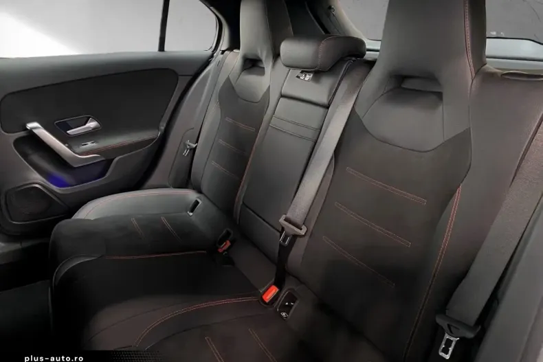 Mercedes-Benz A 200 din 2024 cu 6.830 km - oferta MER170358 - foto 8