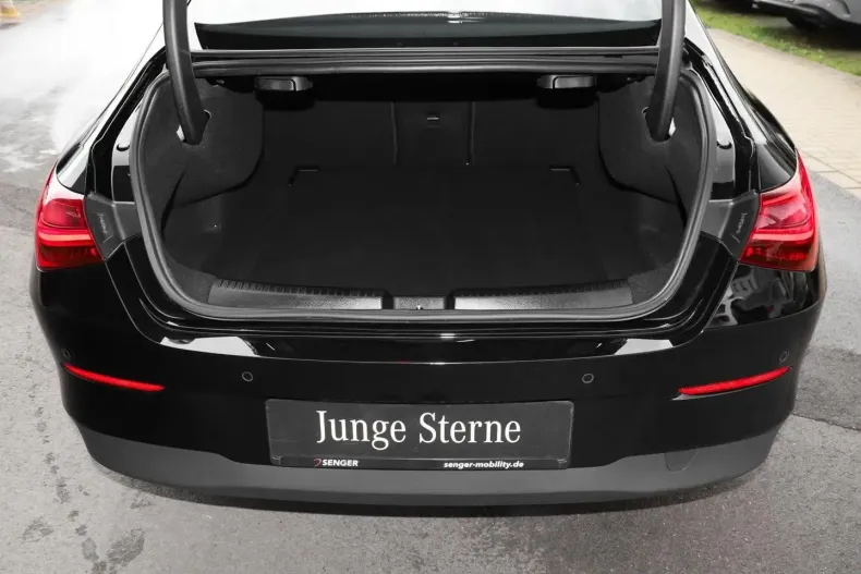 Mercedes-Benz CLA 180 din 2024 cu 22.361 km - oferta MER170360 - foto 10