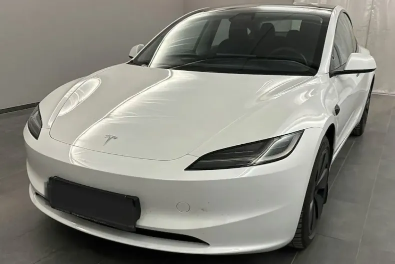 Tesla Model 3 din 2023 cu 44.600 km - oferta TES170364 - foto 1