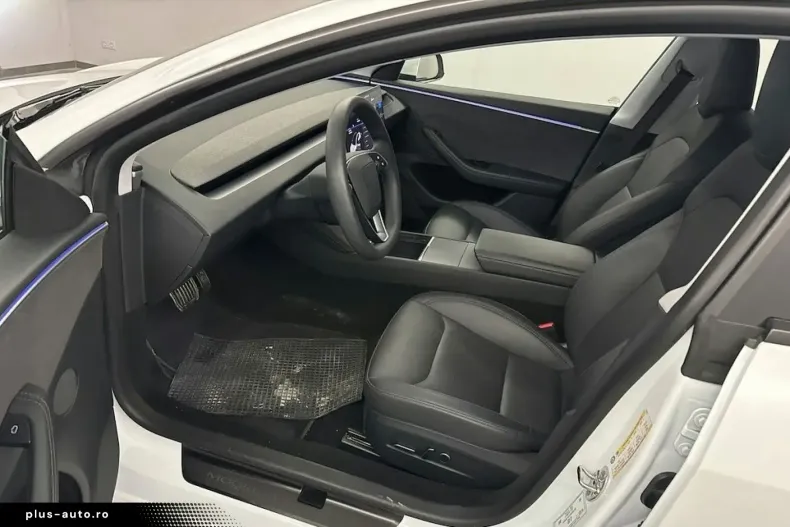 Tesla Model 3 din 2023 cu 44.600 km - oferta TES170364 - foto 5