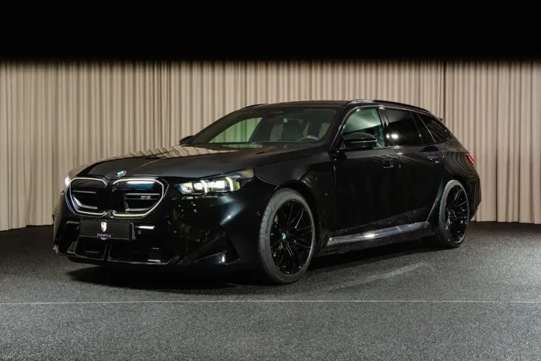 BMW M5 din 2025 cu 16.500 km - oferta BMW170365 - foto 1